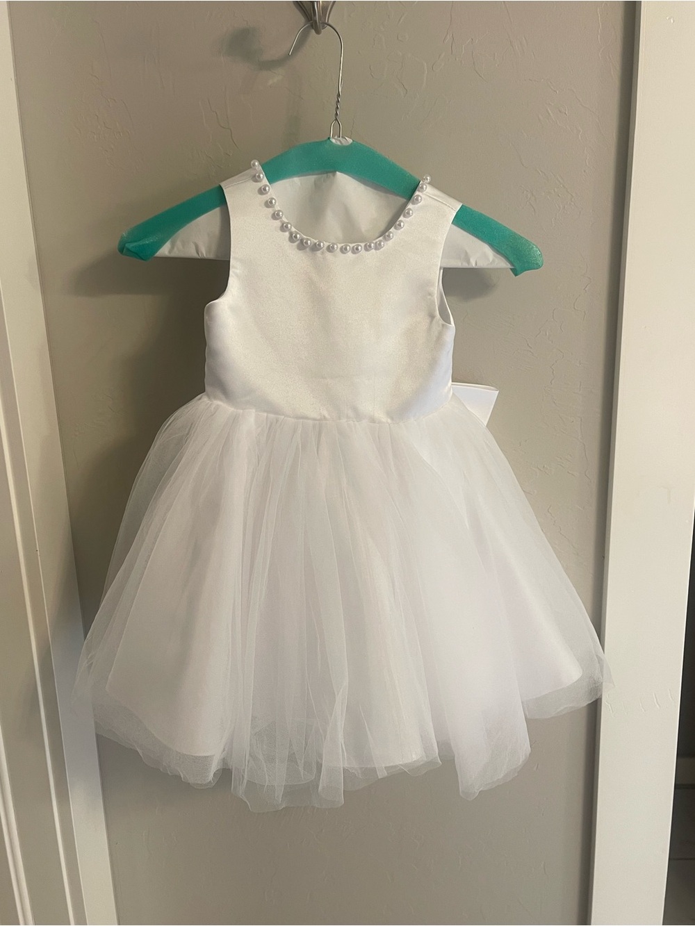 JJ’s House White Tulle Flower Girl Dress with Pearl Trim and basket - Picture 3 of 11
